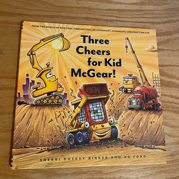 Set of 5 hardcover vehicle themed children’s books. - Picture 2 of 6